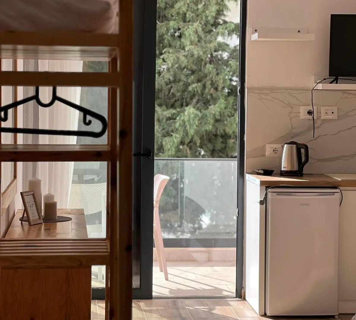 הימארה Apartments Ionea אלבניה